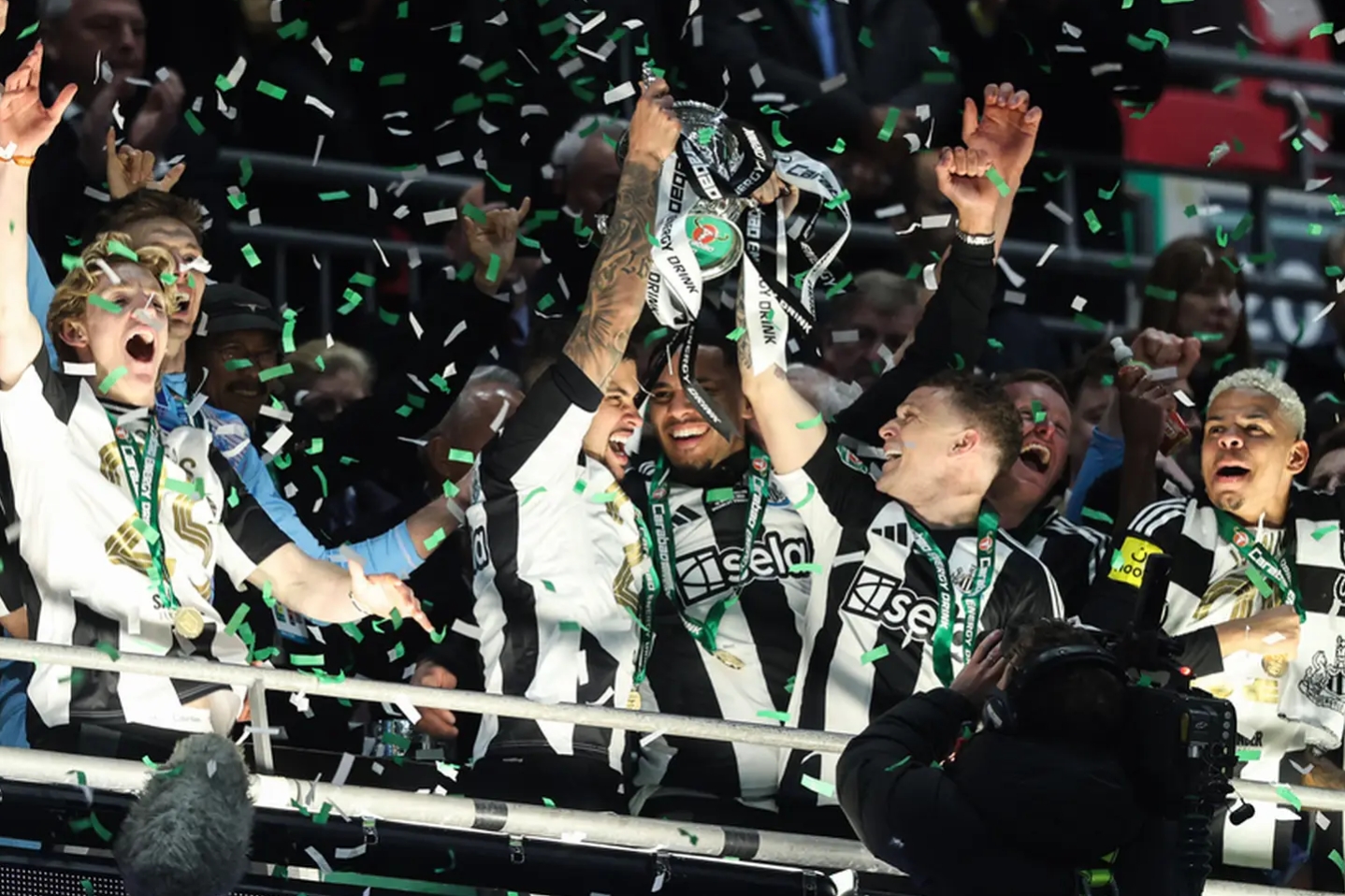 爱游戏娱乐-英格兰队逆转波兰队,波尔统治全场